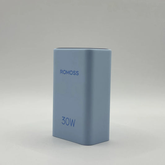 Romoss PCP05-191 30W fast charging power bank front view