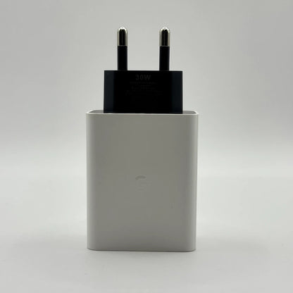 30W USB-C power adapter G9BR1 front view