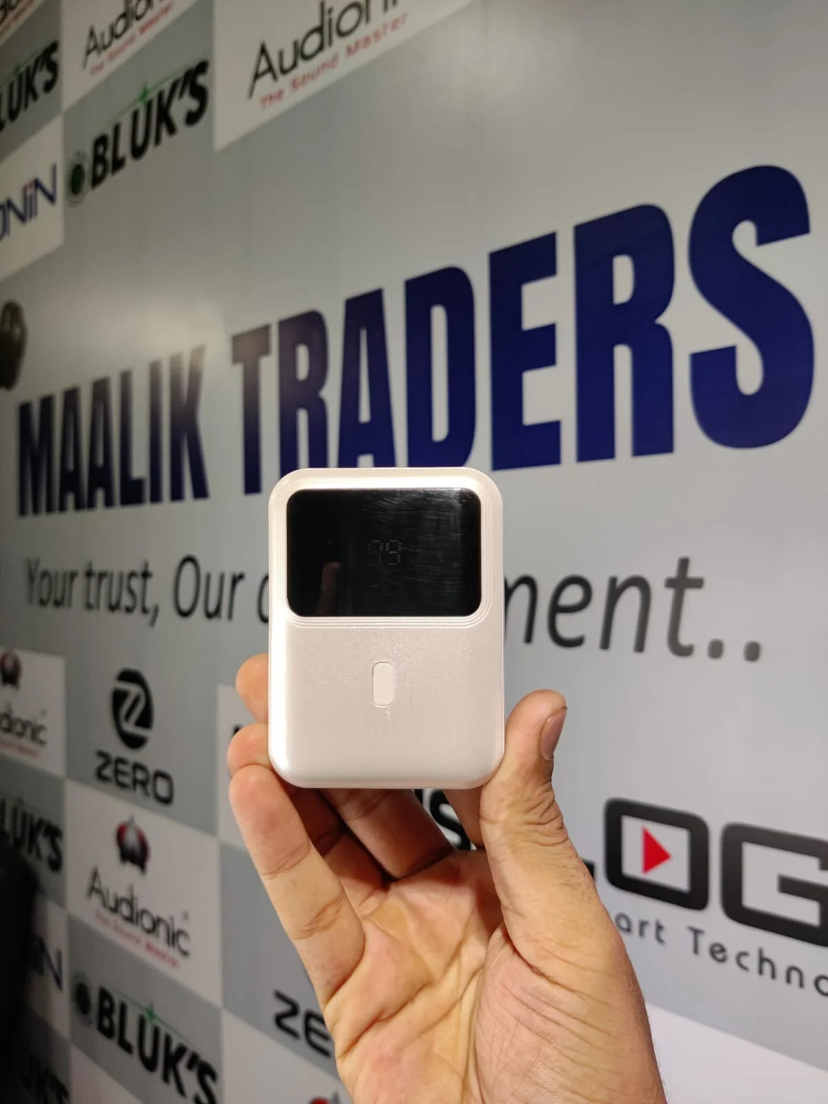 Aigo-US-OL100PD-Powerbank