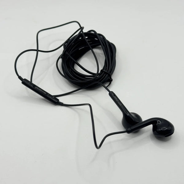 Pottme wired earphones showing built in microphone and volume control buttons on cable