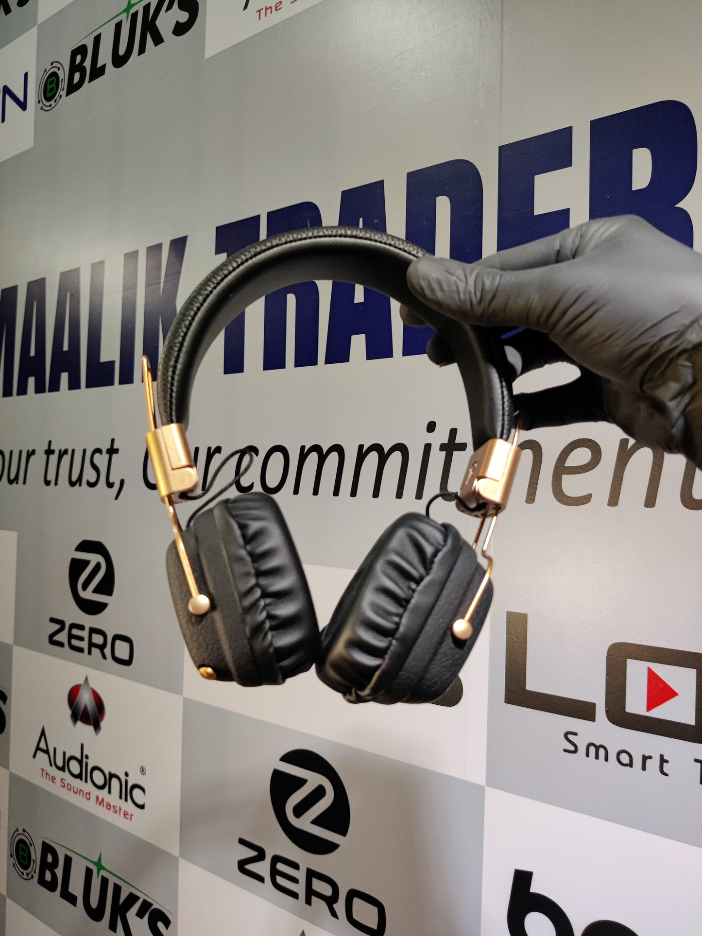 Marshall BT-52 Bluetooth Headphones