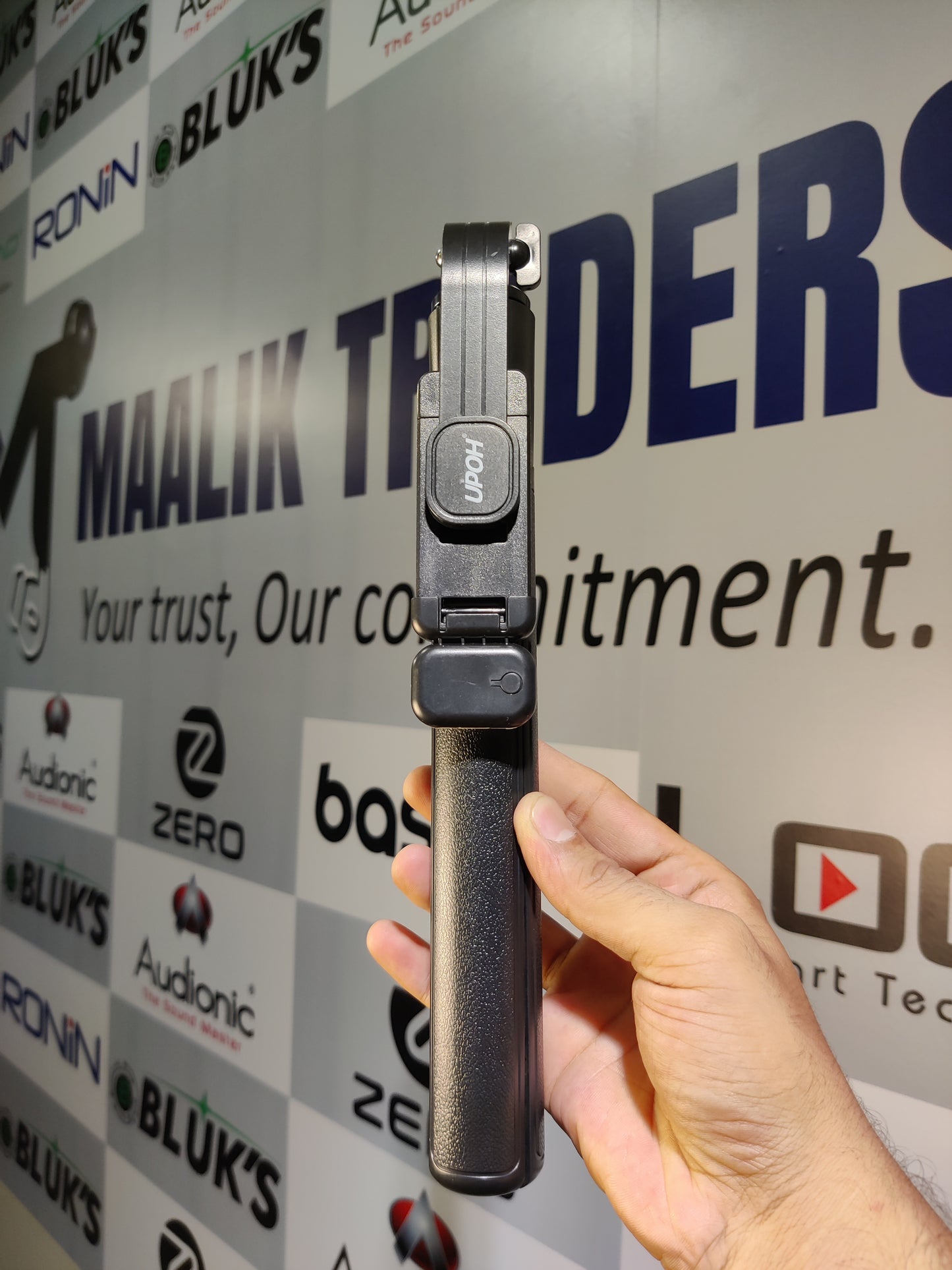 UPOH U-P10S Selfie Stick – Bluetooth Tripod Stand with Remote Control