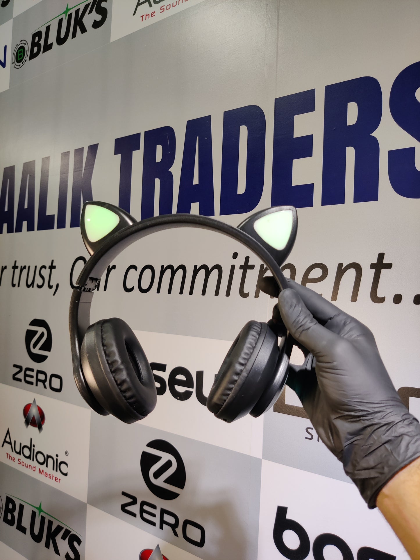 STN 28 Cat Ear Headphones