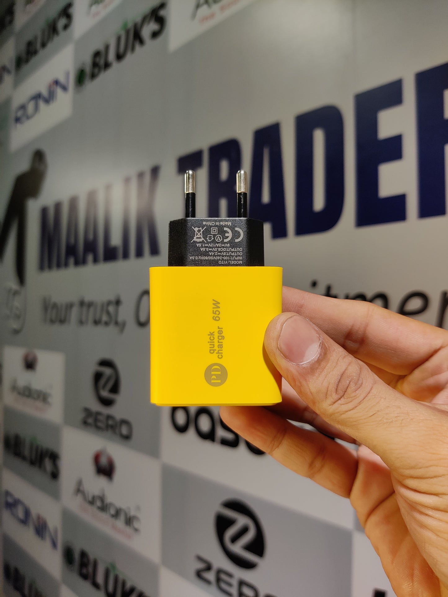 65W Dual Port USB+PD Fast Charging Adapter