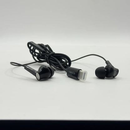 Ronin R-29 Stellar black earpieces displayed next to Type-C jack and in-line control module