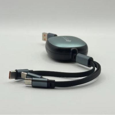 Close up view of Sovo SG-118 Type-C, Lightning, and Micro USB connectors