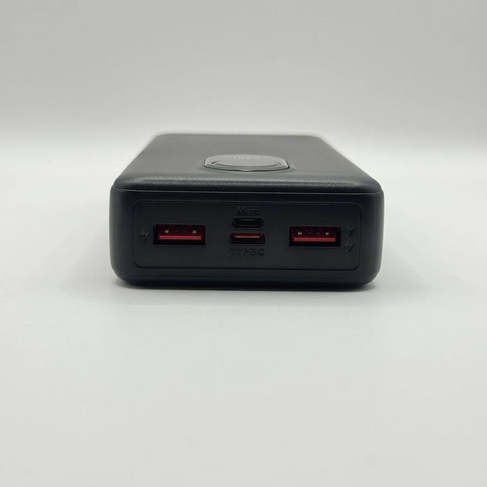 Top port array of SOVO SPB-620 power bank showing red dual USB outputs Micro-USB and Type-C ports