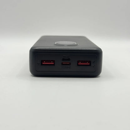 Top port array of SOVO SPB-620 power bank showing red dual USB outputs Micro-USB and Type-C ports