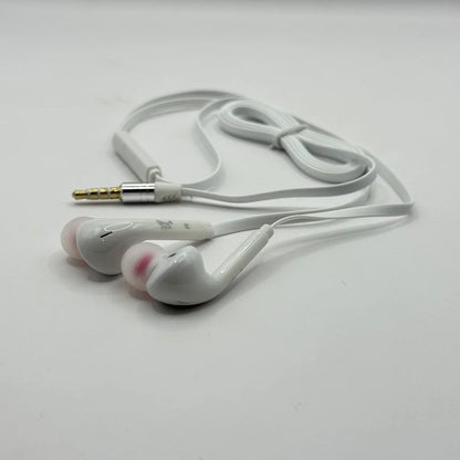 Close up shot of XZS HiSpeed X-68 white in-ear earbud tips with gold plated 3.5mm plug